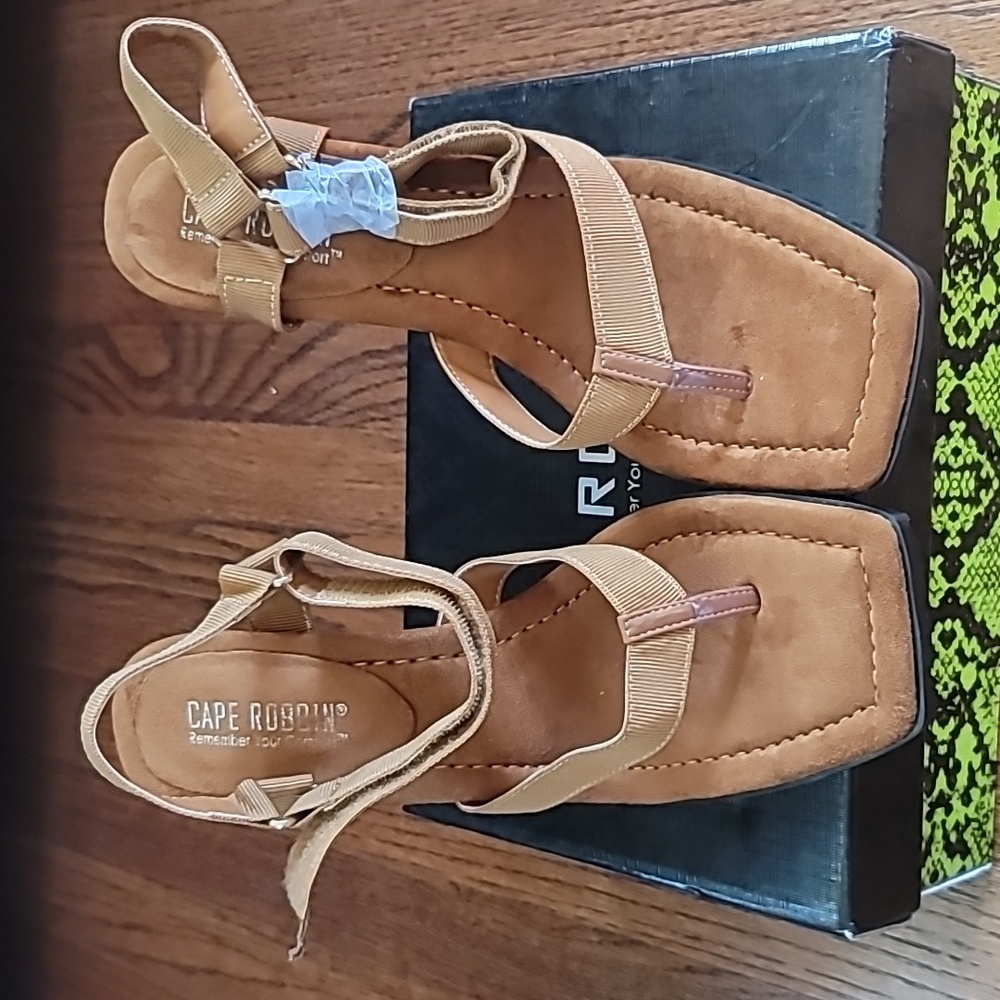 Cape Robbin Brown Strappy Sandals